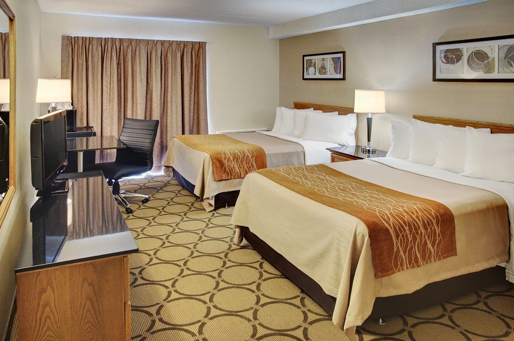 Comfort Inn Уотърлу Екстериор снимка